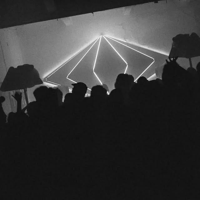 ASFALT Soundsystem — z akcie